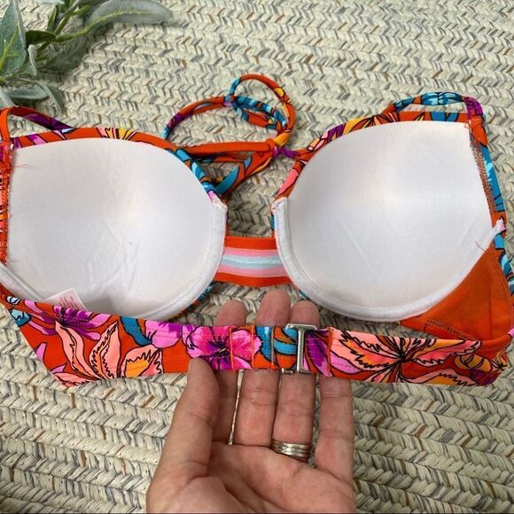 Target xhilaration orange floral bikini top size large - Picture 3 of 4